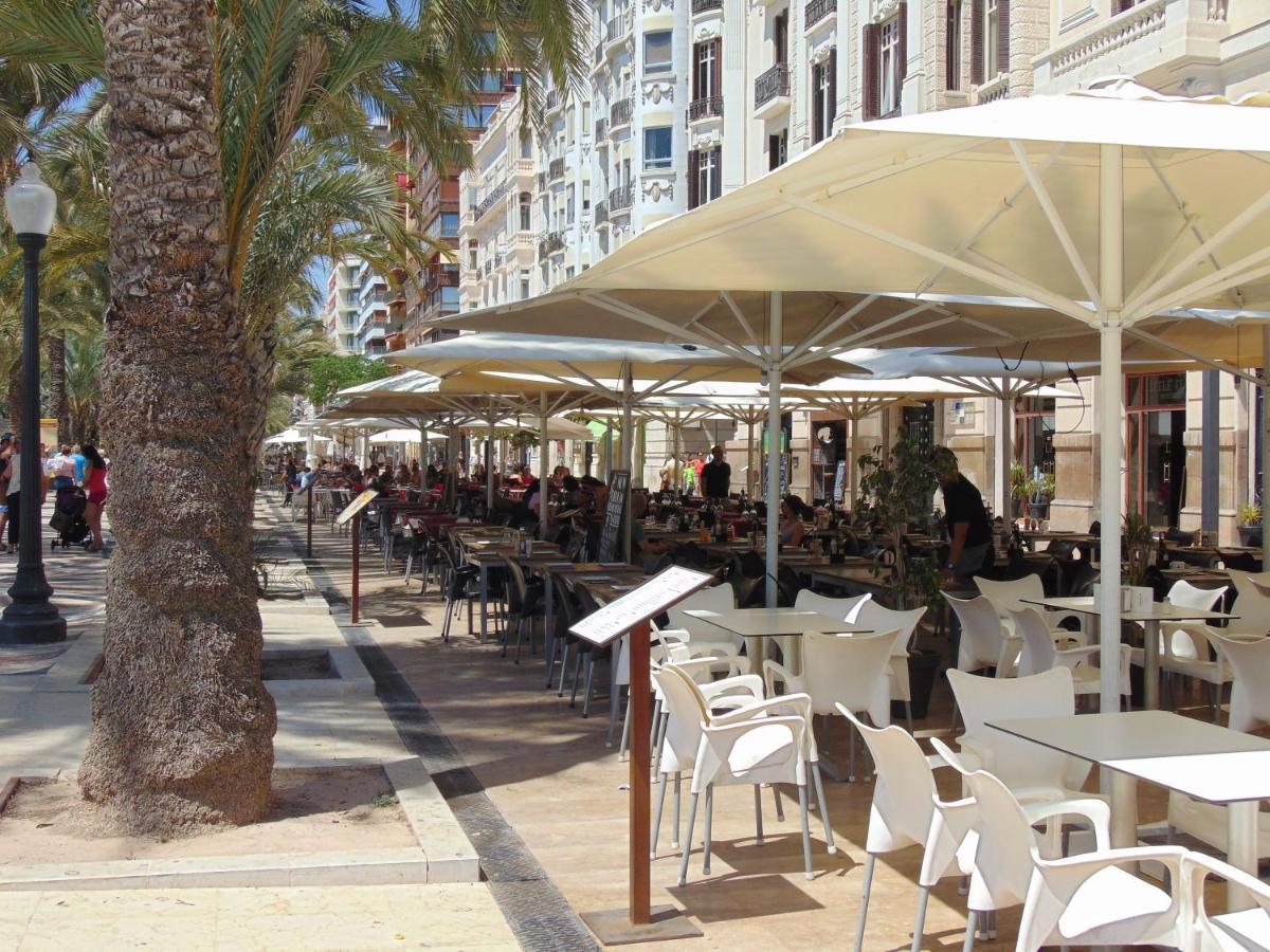 Apartamentos Playa Postiguet Alicante Exterior photo