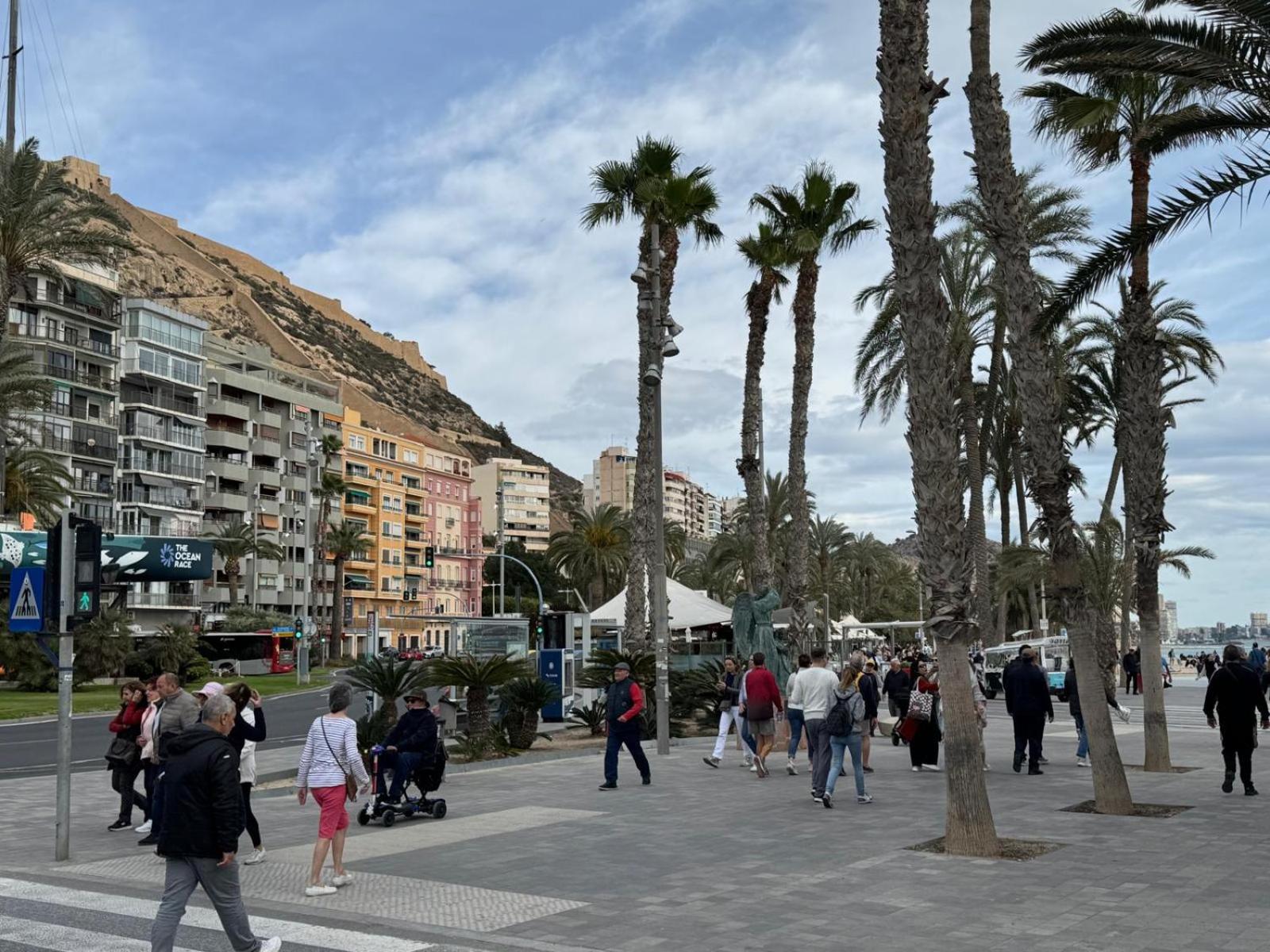 Apartamentos Playa Postiguet Alicante Exterior photo